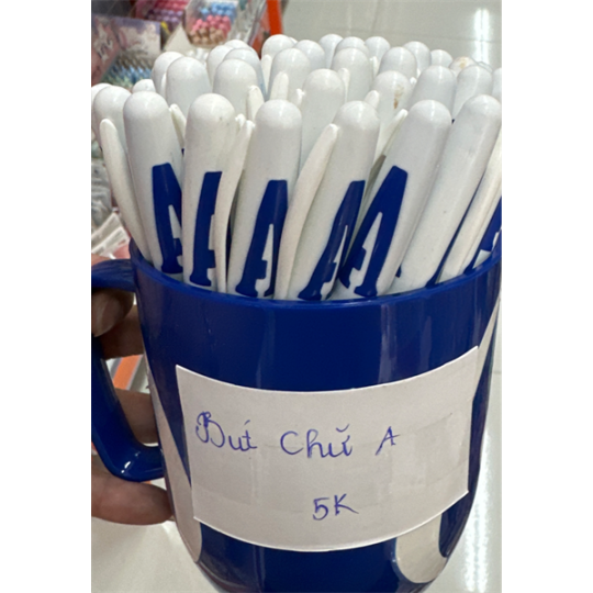 Bút chữ A