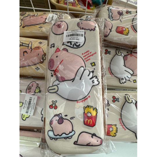Hộp bút 3D capybara loại vải dù