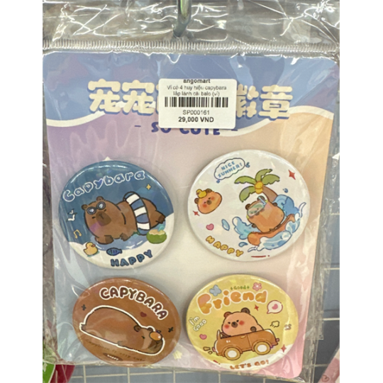 Vỉ có 4 huy hiệu capybara lấp lánh cài balo